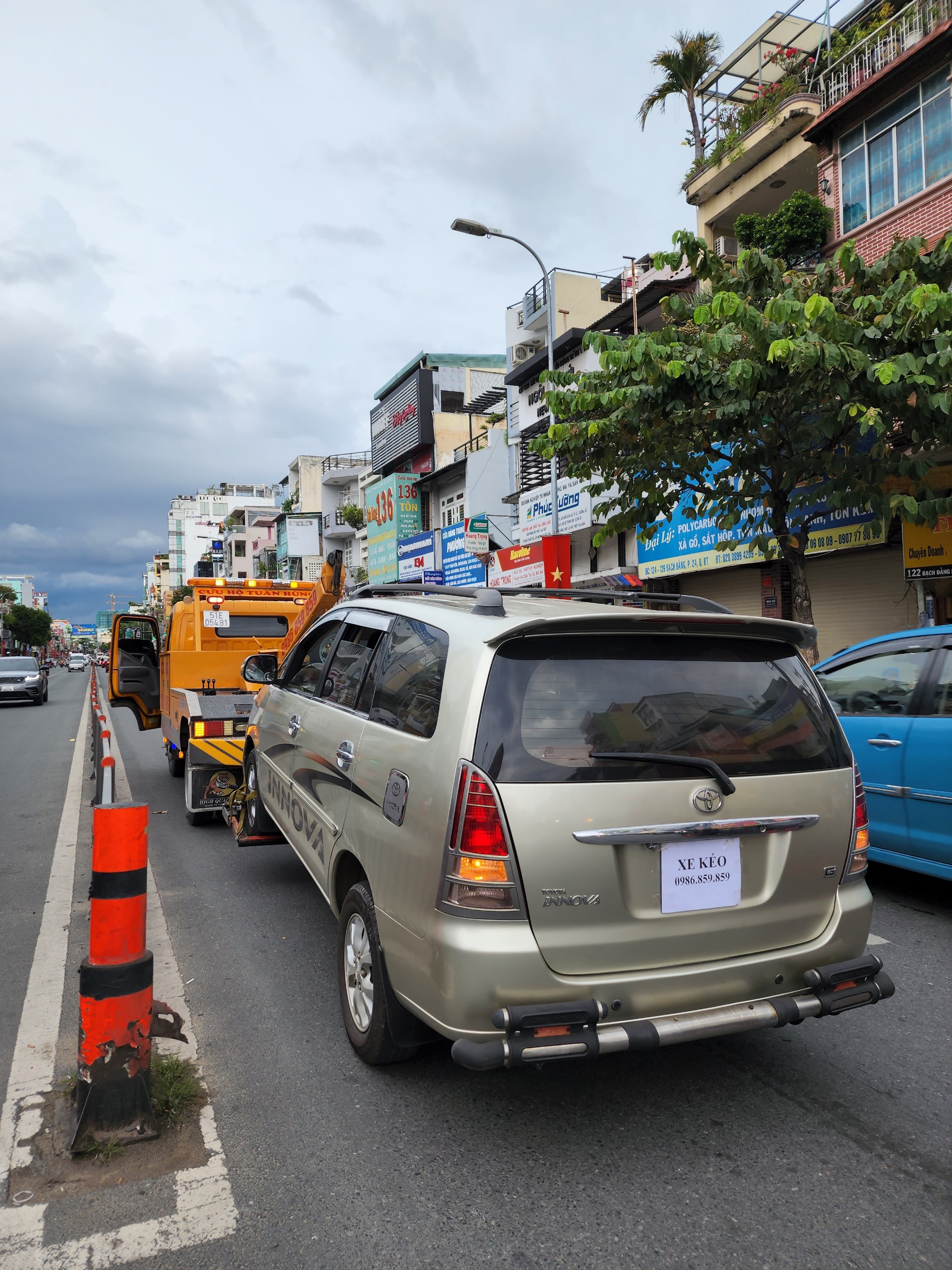 CỨU HỘ Ô TÔ SÀI GÒN 24/7